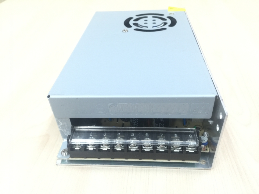 12V_20A_240W_Switch_Power_Supply_1