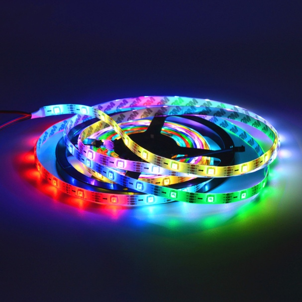 APA102_DC_5V_180LEDs_1